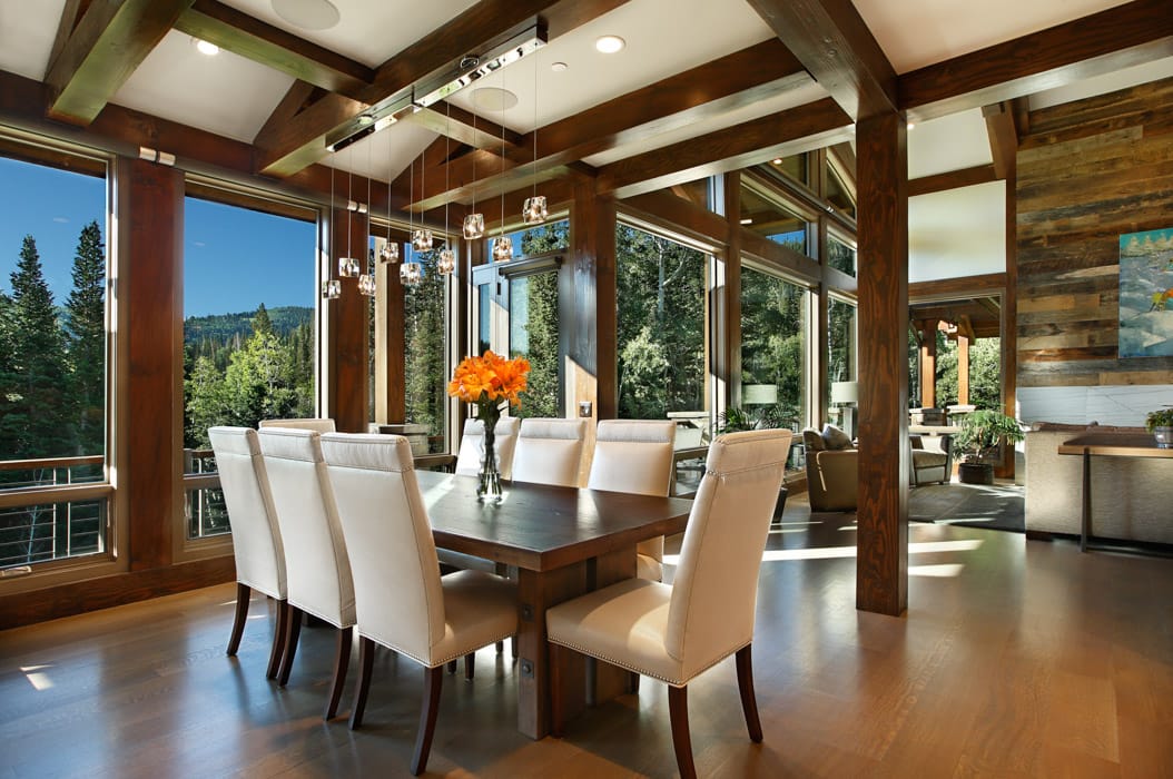 Modern timber home Dining room